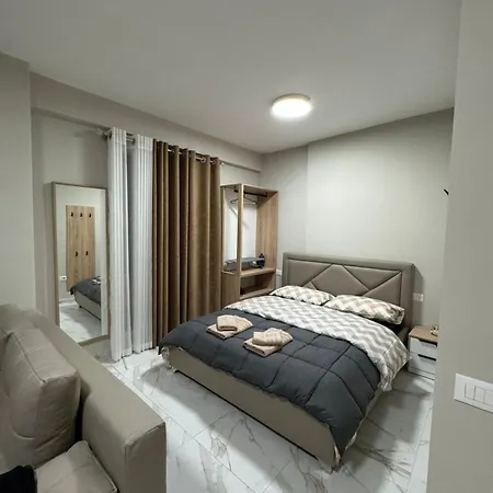 דירה Dennys At Gardenia Myslym Shyri